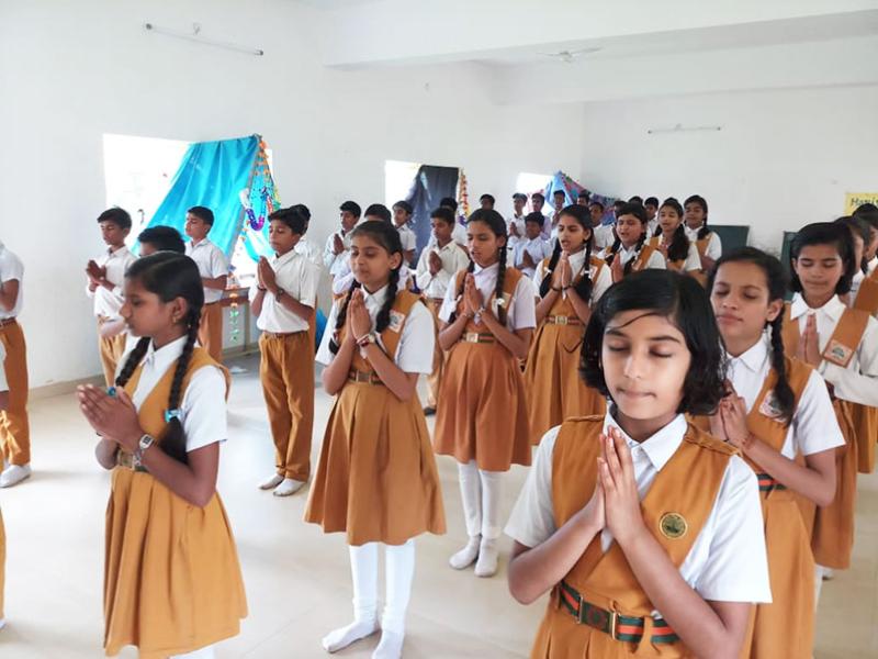 Group meditation was organised by MVM Banheri on the occasion of Birthday celebration of Hon'ble Chairman Brahmachari Girish Ji on 26th August 2019.